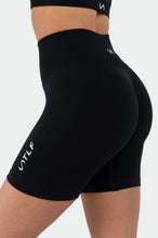 TLF Sculpt Seamless Scrunch Butt Shorts – 5 Inch Inseam Shorts Women - Black - 1
